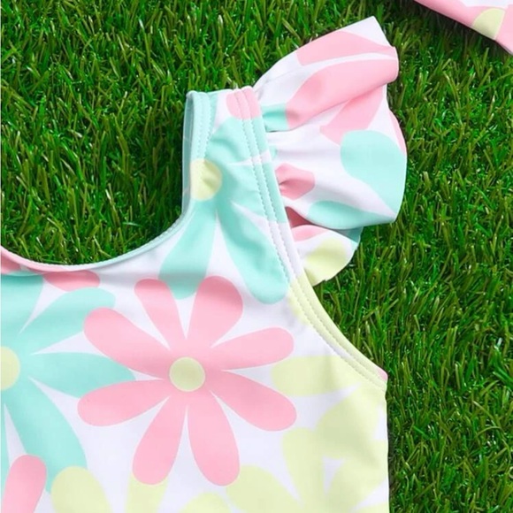 Baby Girl Floral One Piece Swimsuit With Hairband - Picture 4 of 4